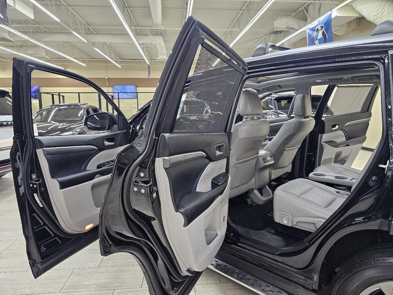 Toyota Highlander Hybrid Limited Platinum AWD 2017