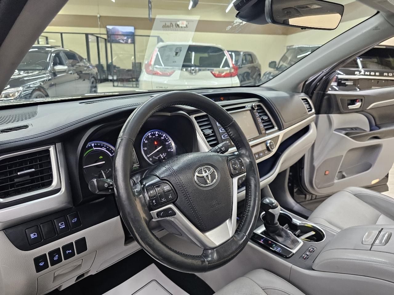 Toyota Highlander Hybrid Limited Platinum AWD 2017