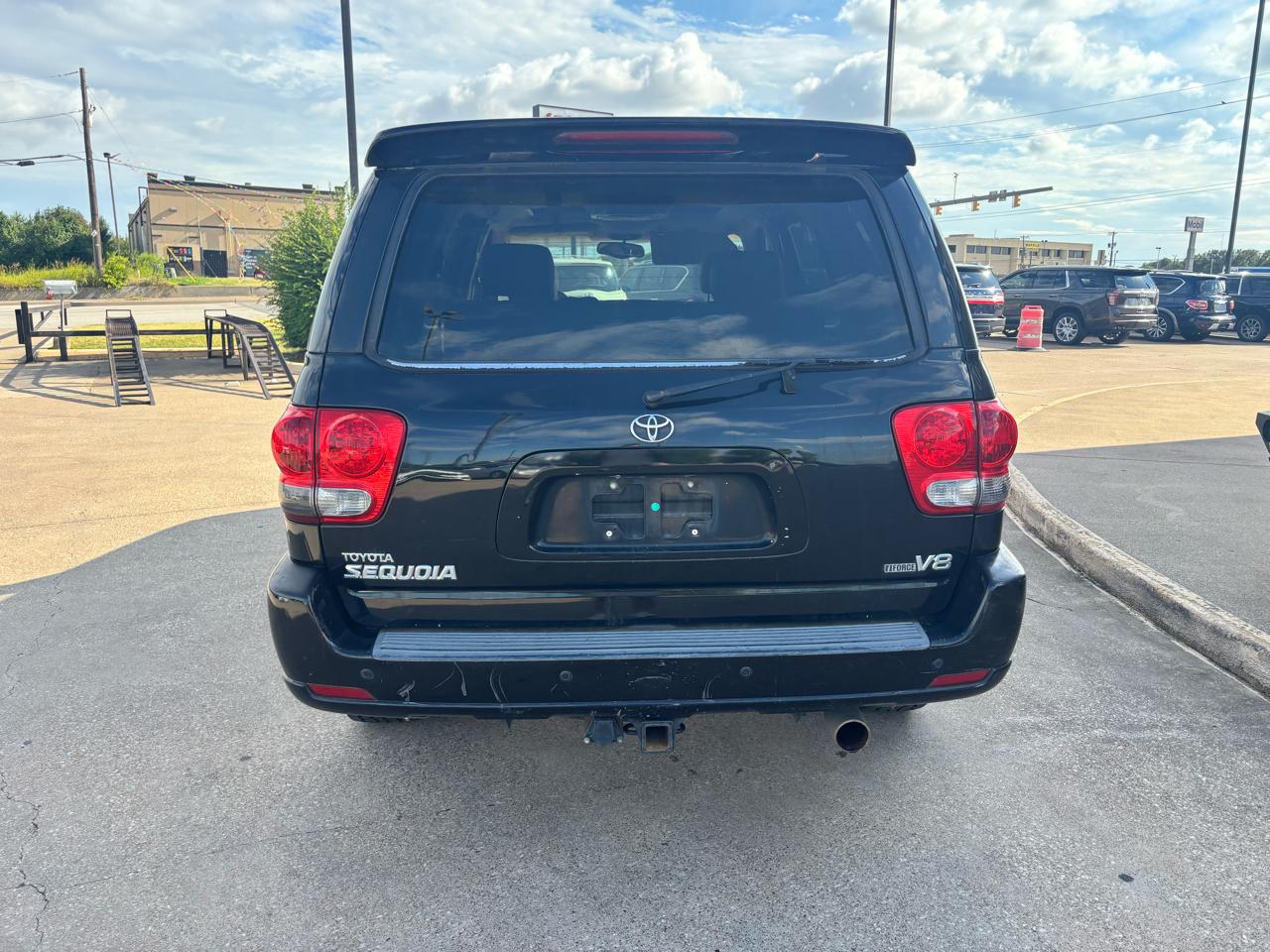 Toyota Sequoia Limited 2WD 2006