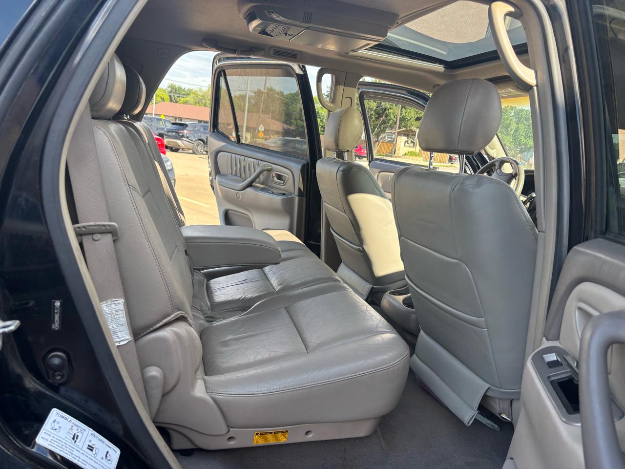 Toyota Sequoia Limited 2WD 2006