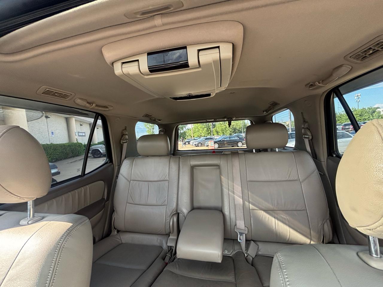 Toyota Sequoia Limited 2WD 2006