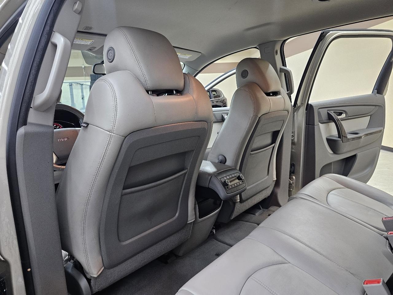 GMC Acadia SLT-1 FWD 2013
