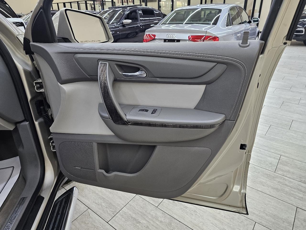 GMC Acadia SLT-1 FWD 2013