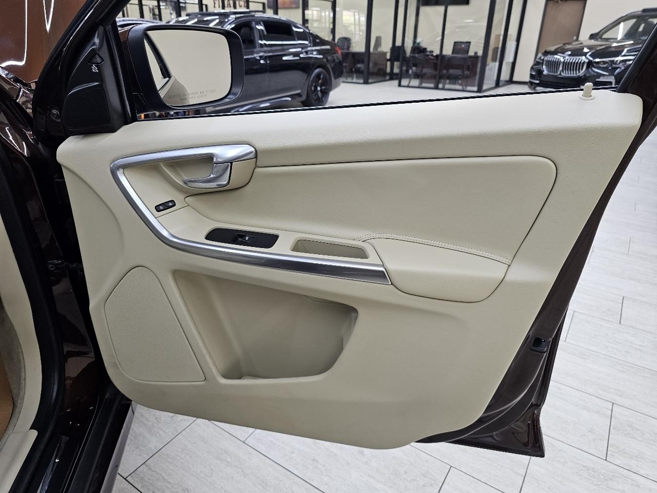 Volvo XC60 2.0 T5 Premier 2015