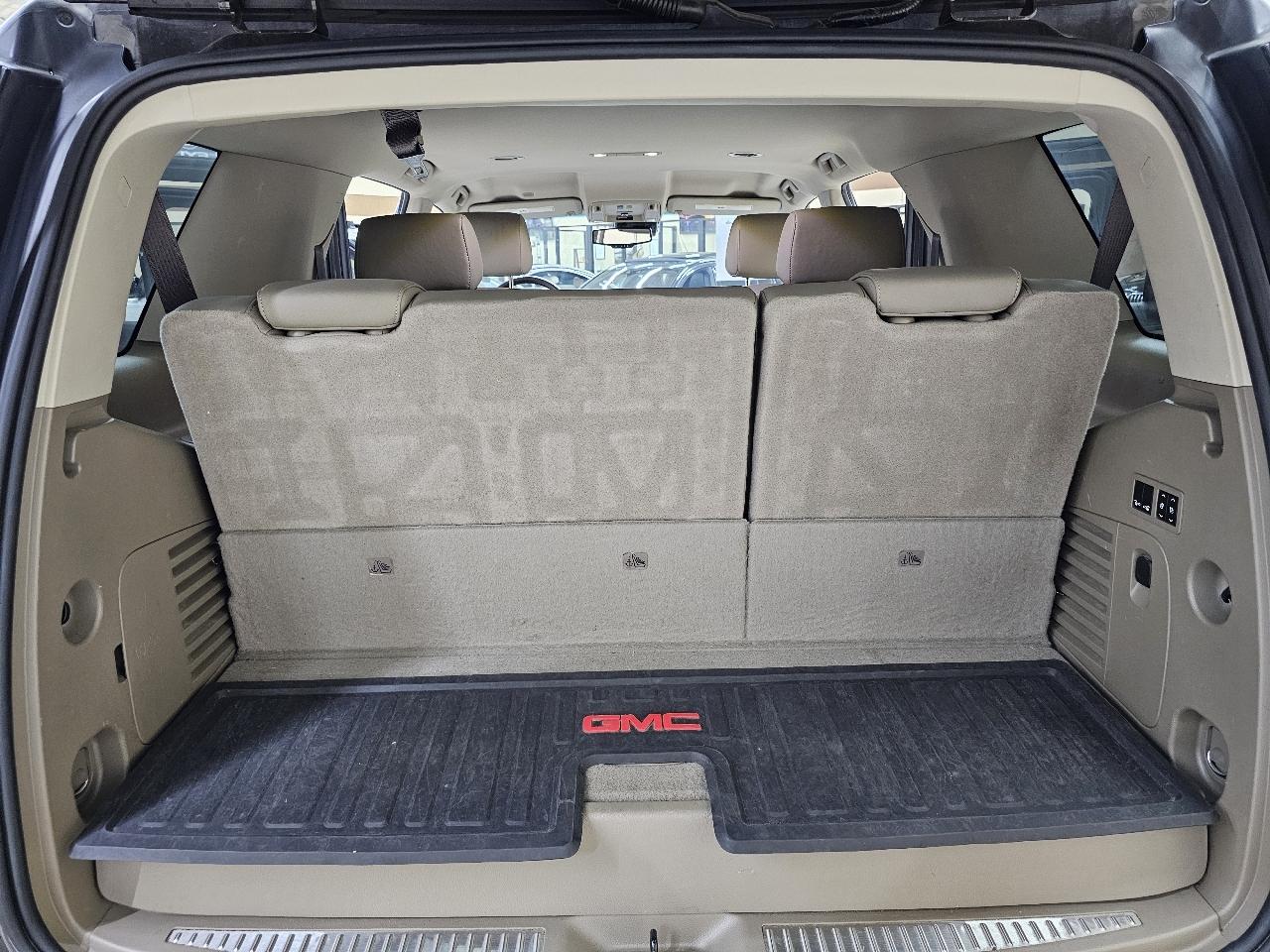 GMC Yukon SLT 2WD 2019