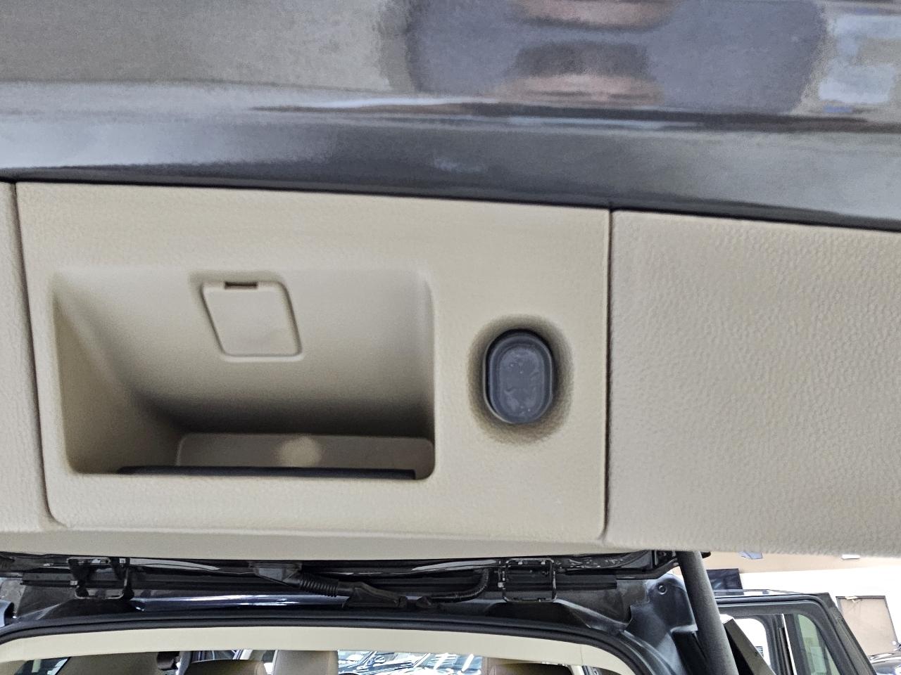 GMC Yukon SLT 2WD 2019