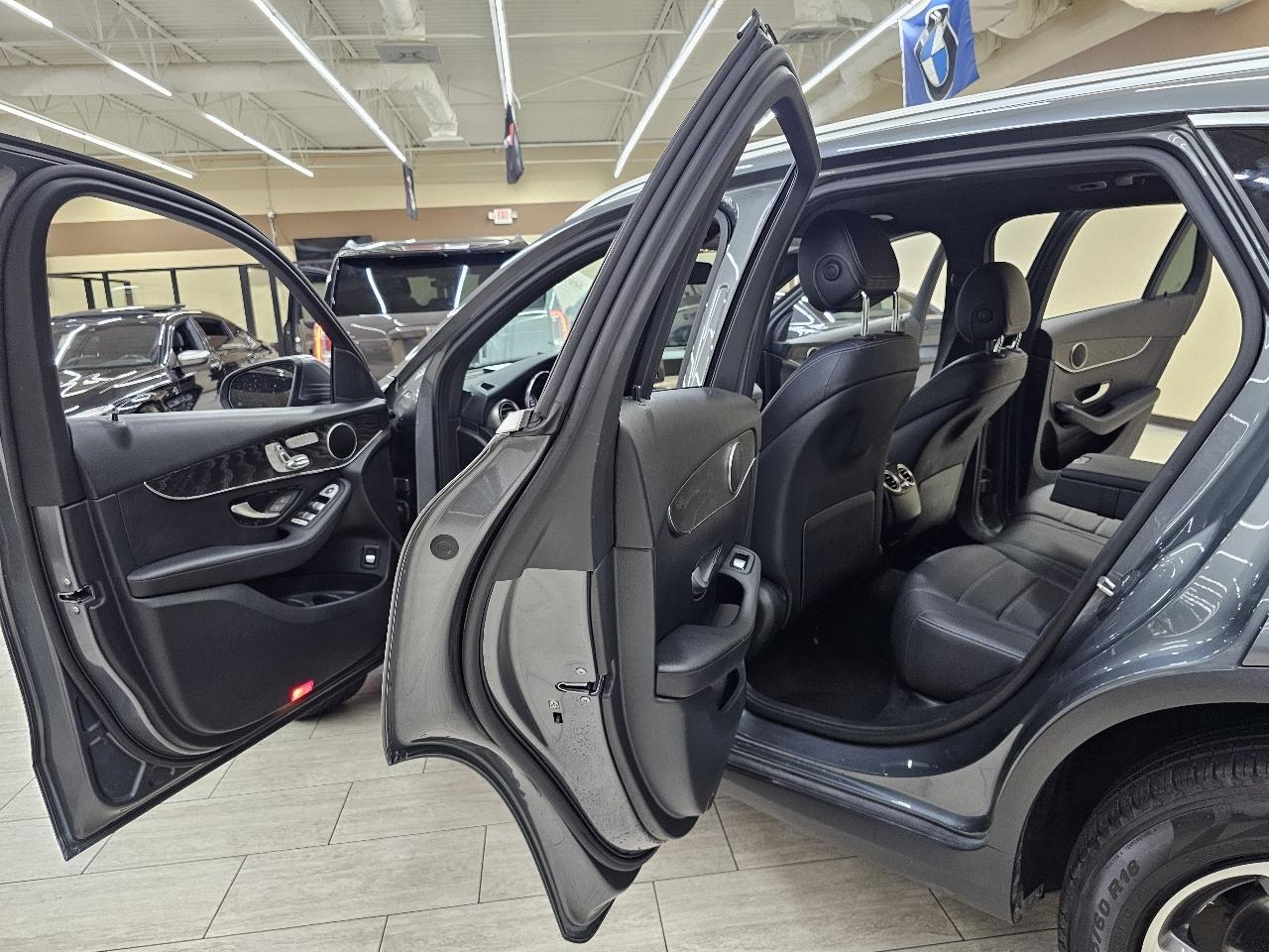 Mercedes-Benz GLC-Class GLC300 2018