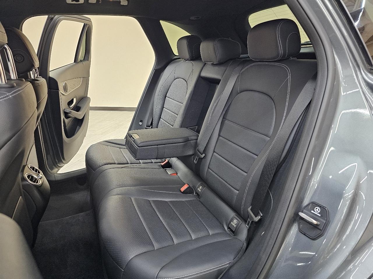 Mercedes-Benz GLC-Class GLC300 2018