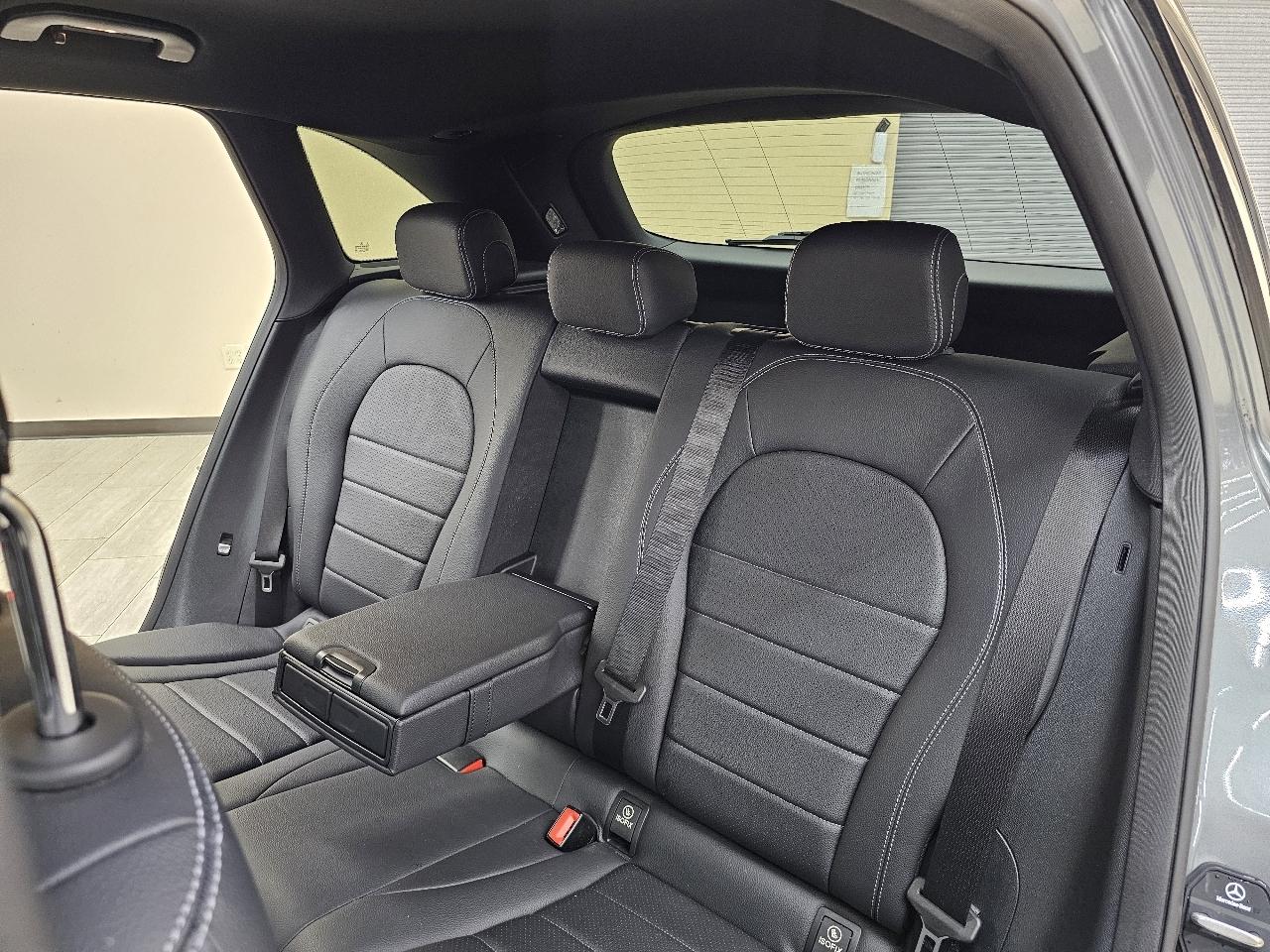 Mercedes-Benz GLC-Class GLC300 2018