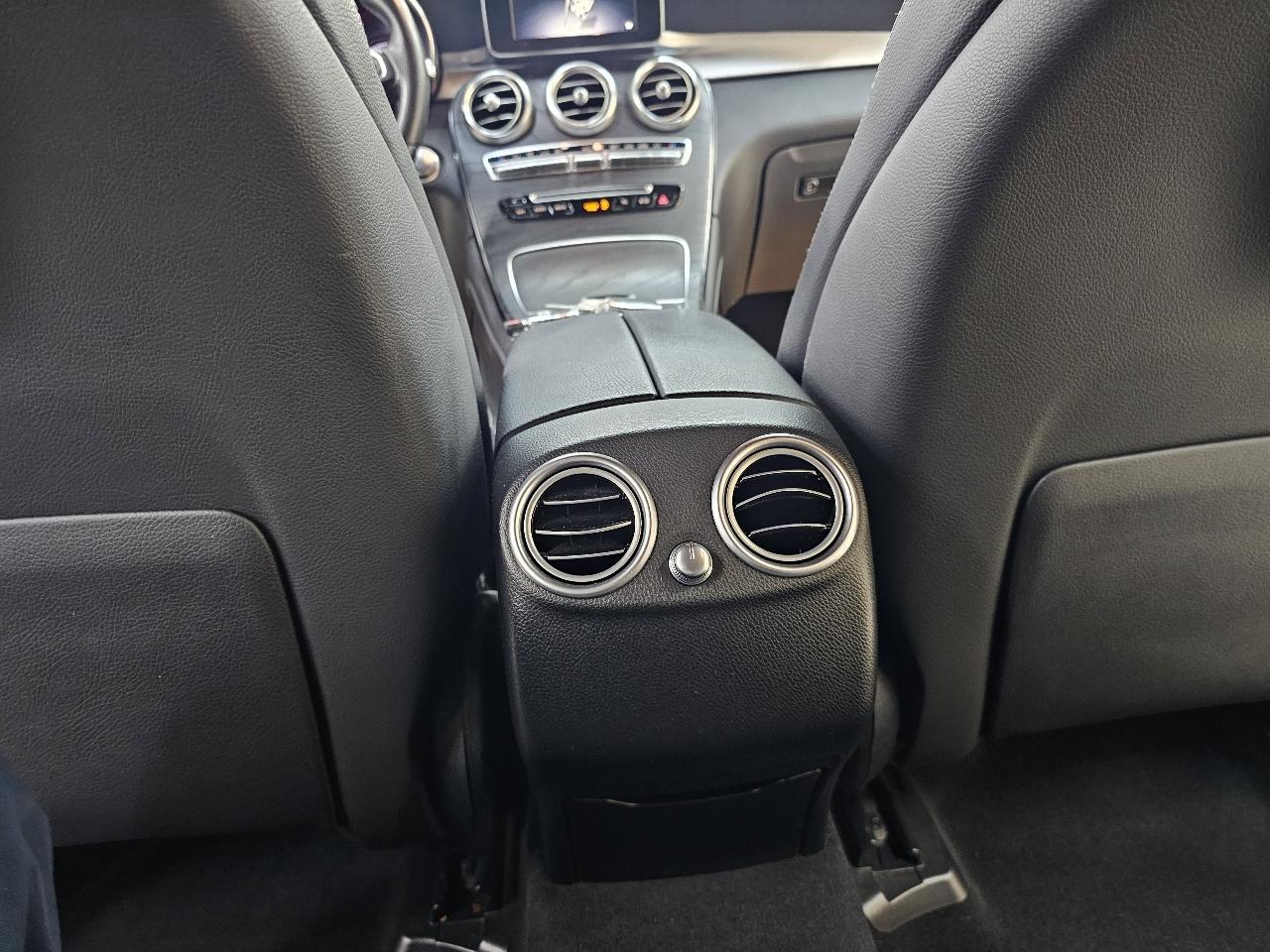 Mercedes-Benz GLC-Class GLC300 2018