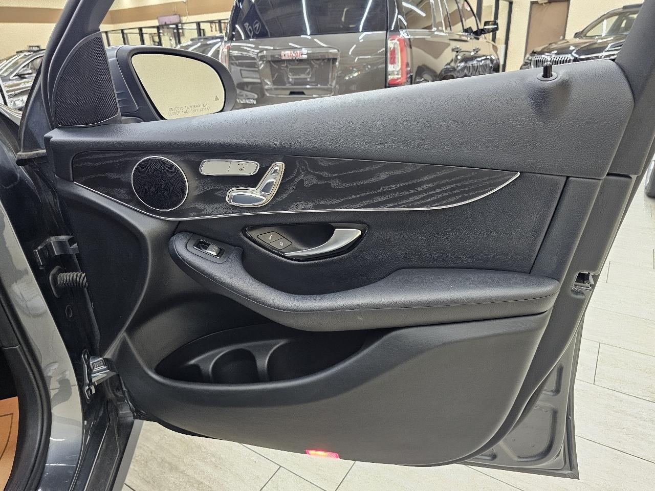 Mercedes-Benz GLC-Class GLC300 2018