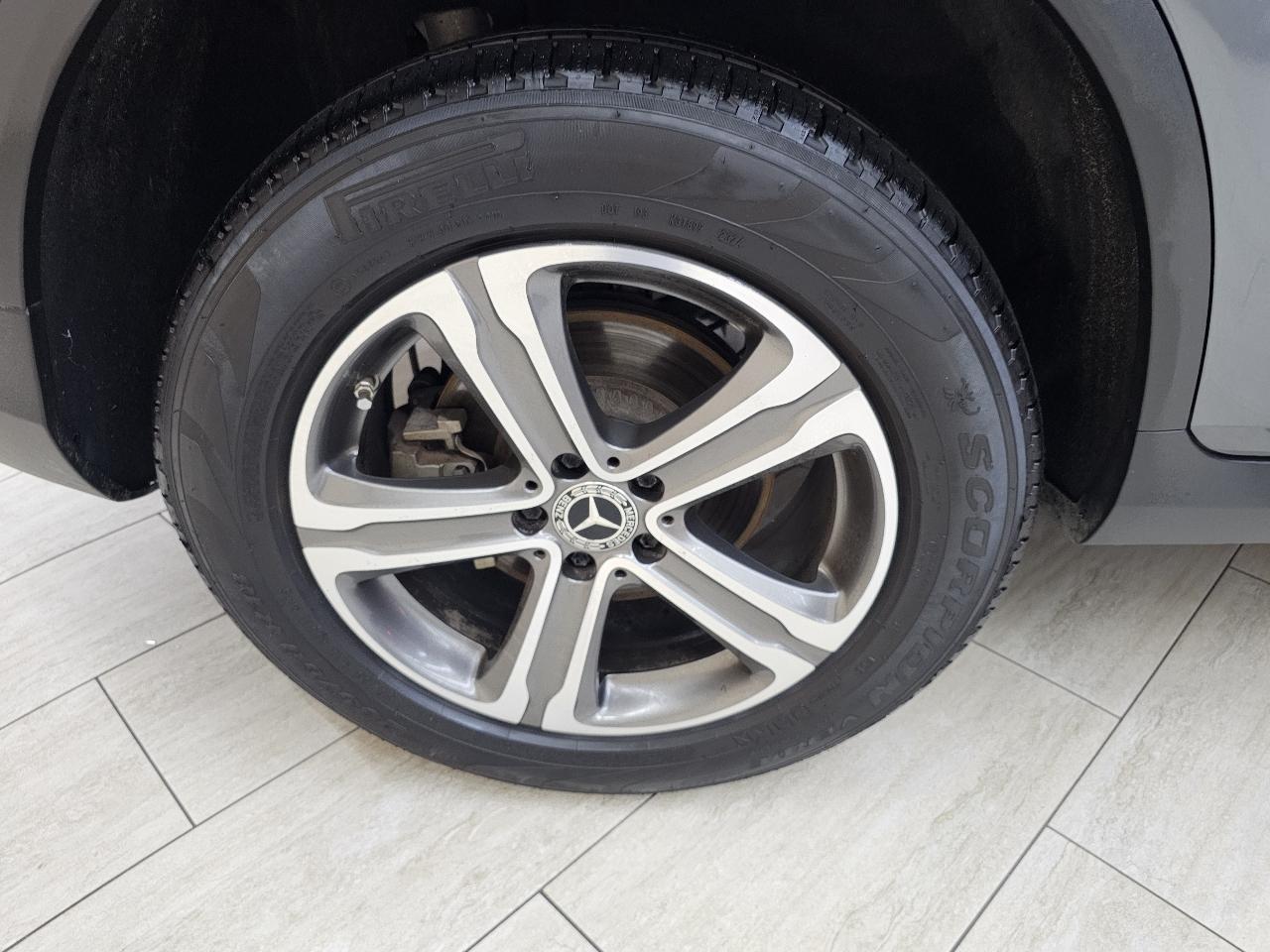 Mercedes-Benz GLC-Class GLC300 2018