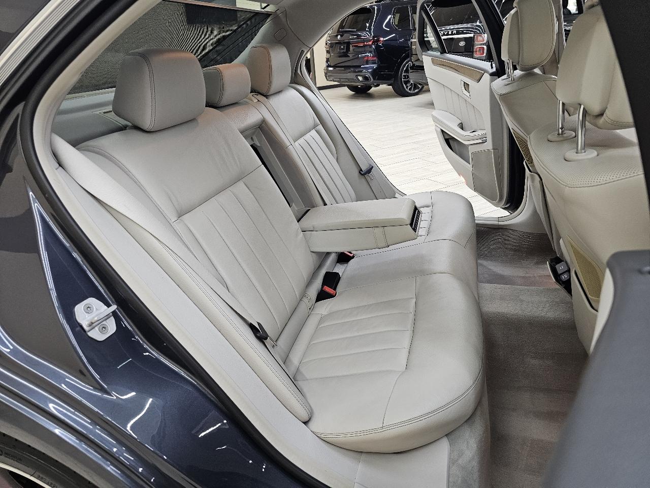 Mercedes-Benz E-Class E550 Sedan 4MATIC 2014