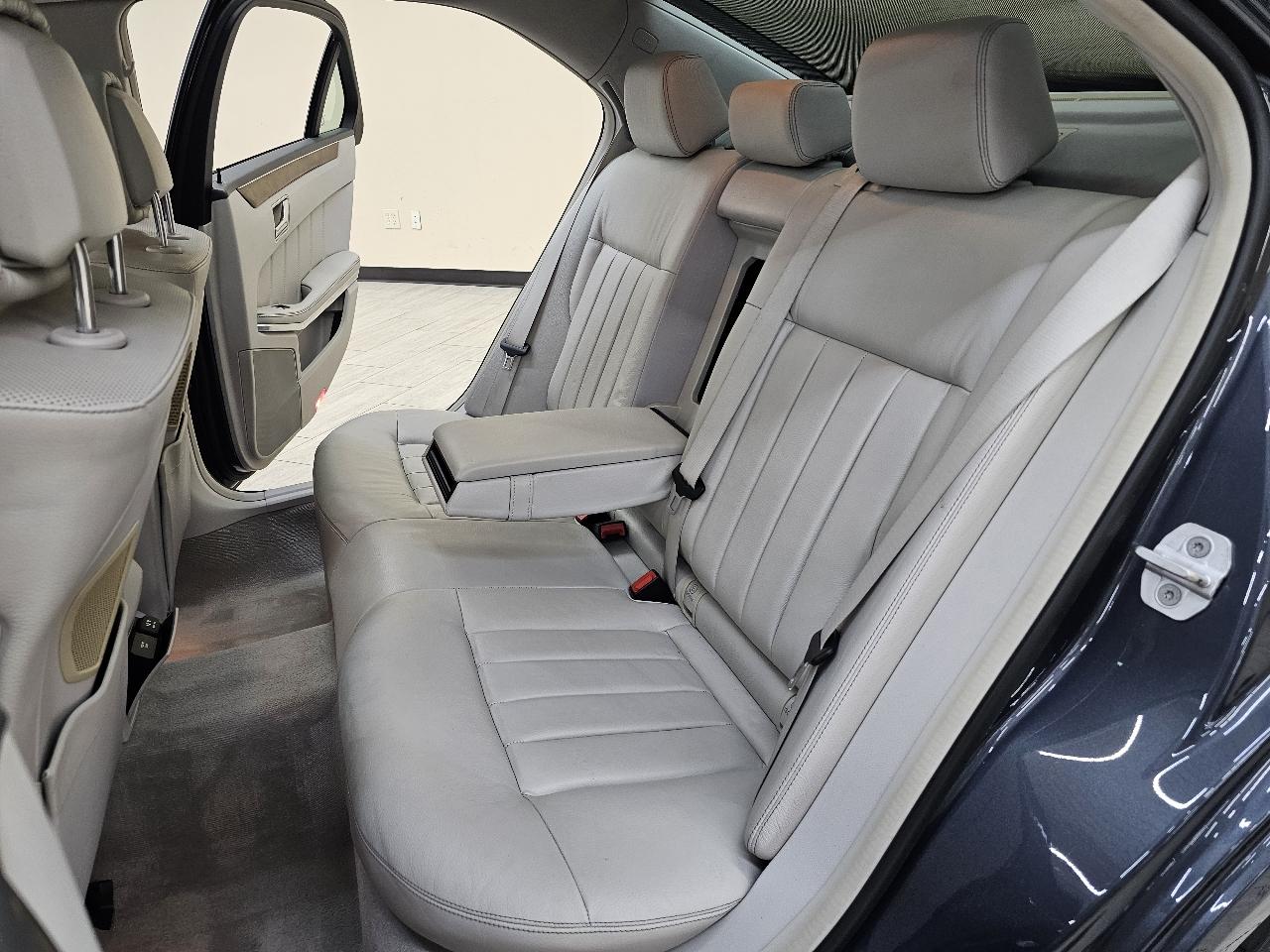 Mercedes-Benz E-Class E550 Sedan 4MATIC 2014