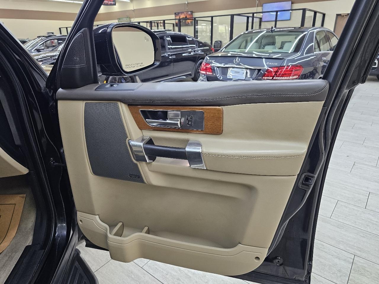 Land Rover LR4 HSE Luxury 2016