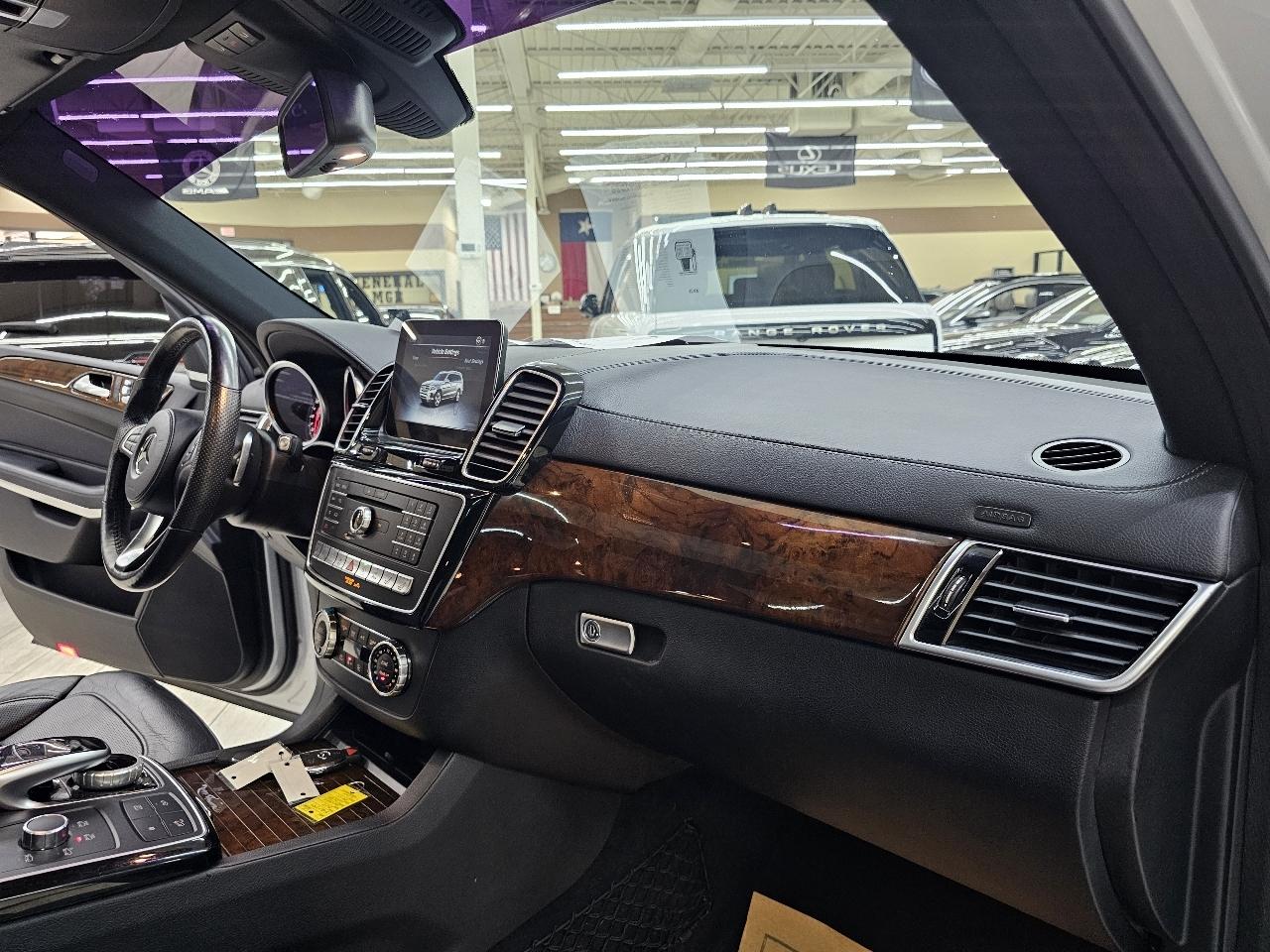 Mercedes-Benz GLS-Class GLS550 4MATIC 2017