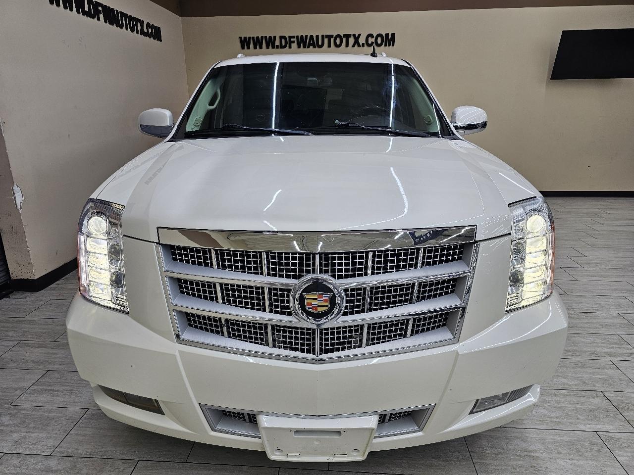 Cadillac Escalade ESV 2WD Platinum 2013