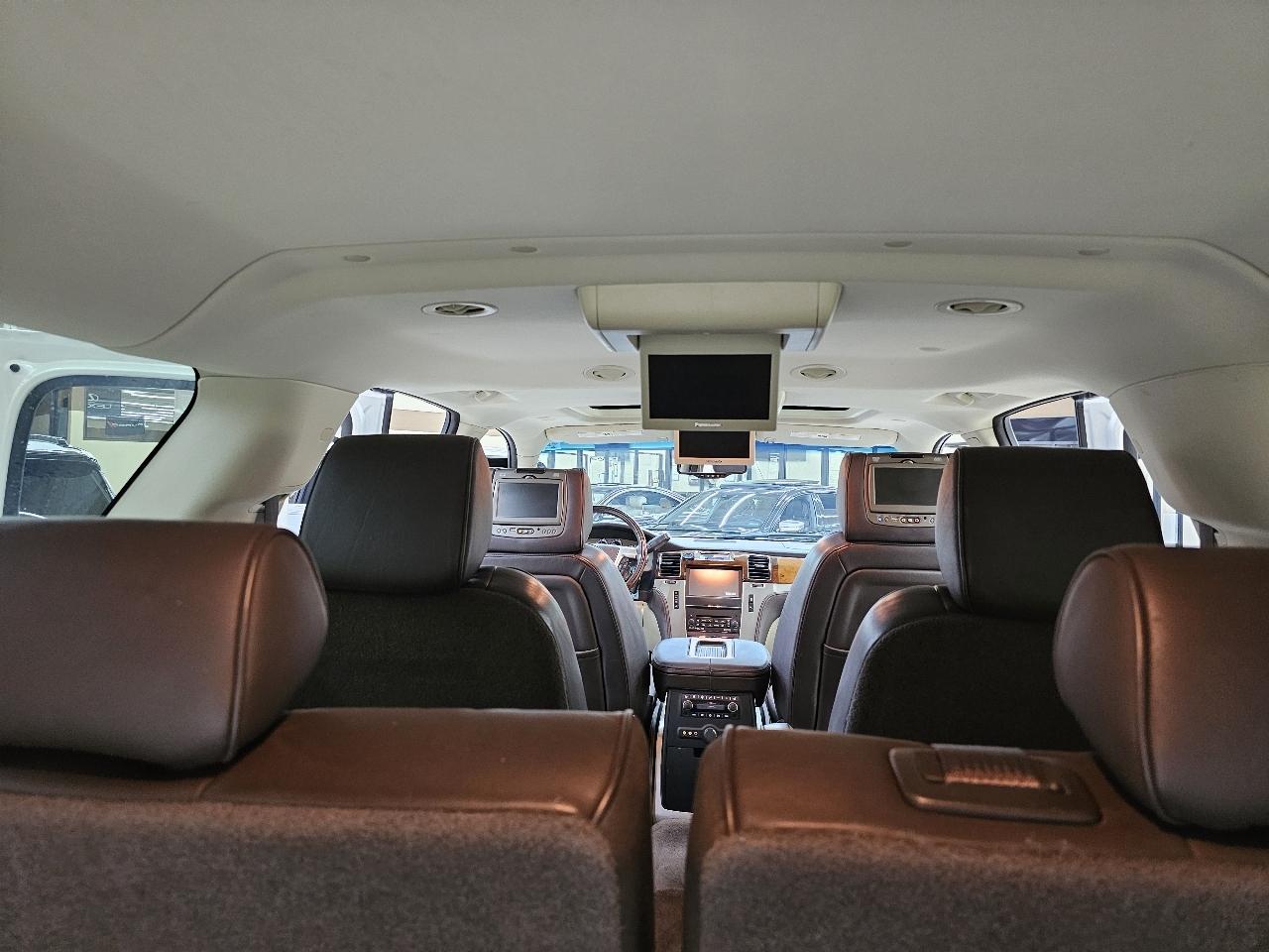 Cadillac Escalade ESV 2WD Platinum 2013