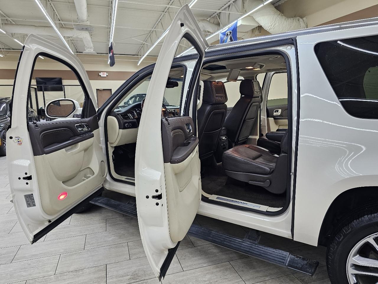 Cadillac Escalade ESV 2WD Platinum 2013
