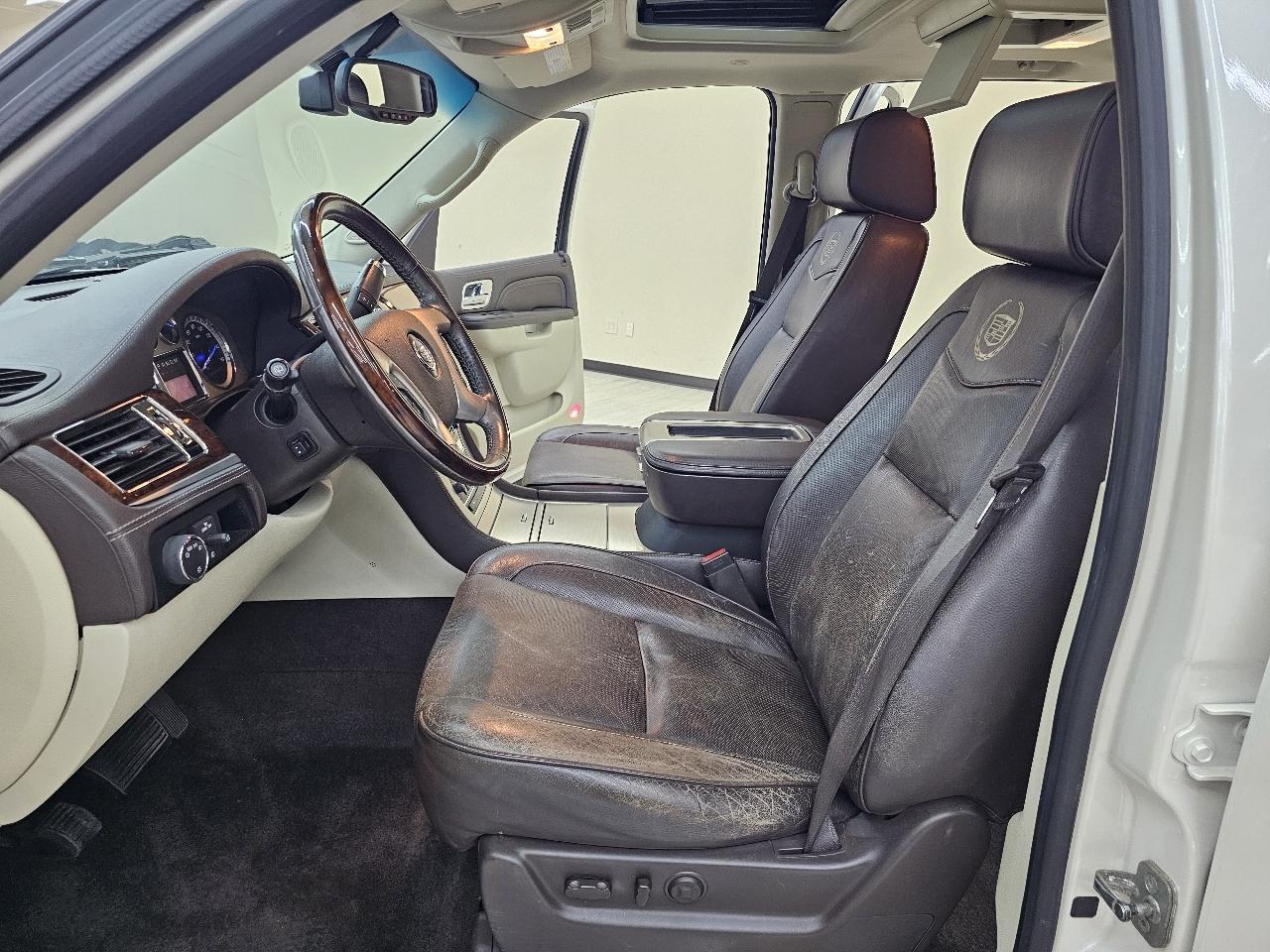 Cadillac Escalade ESV 2WD Platinum 2013