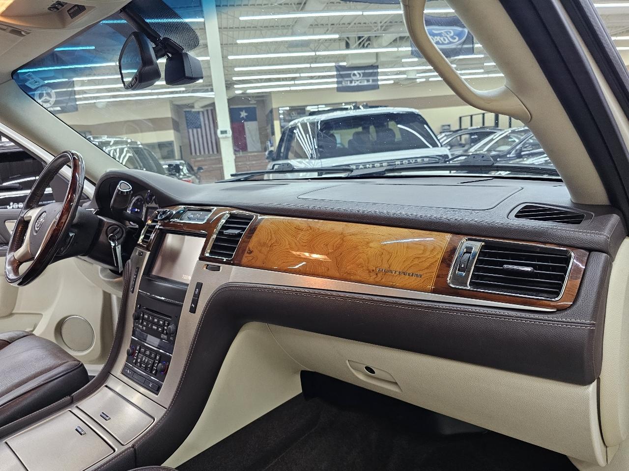 Cadillac Escalade ESV 2WD Platinum 2013