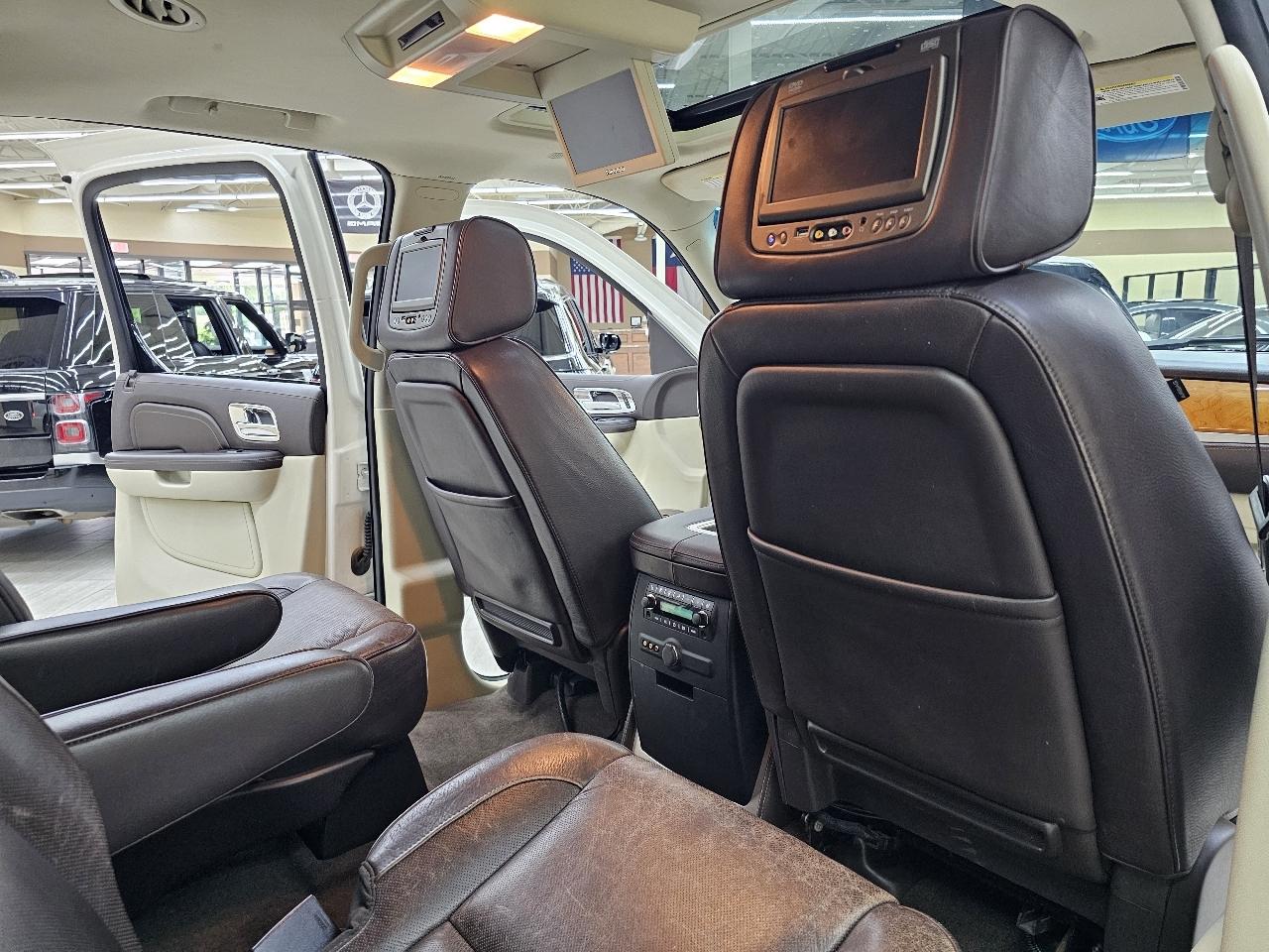 Cadillac Escalade ESV 2WD Platinum 2013