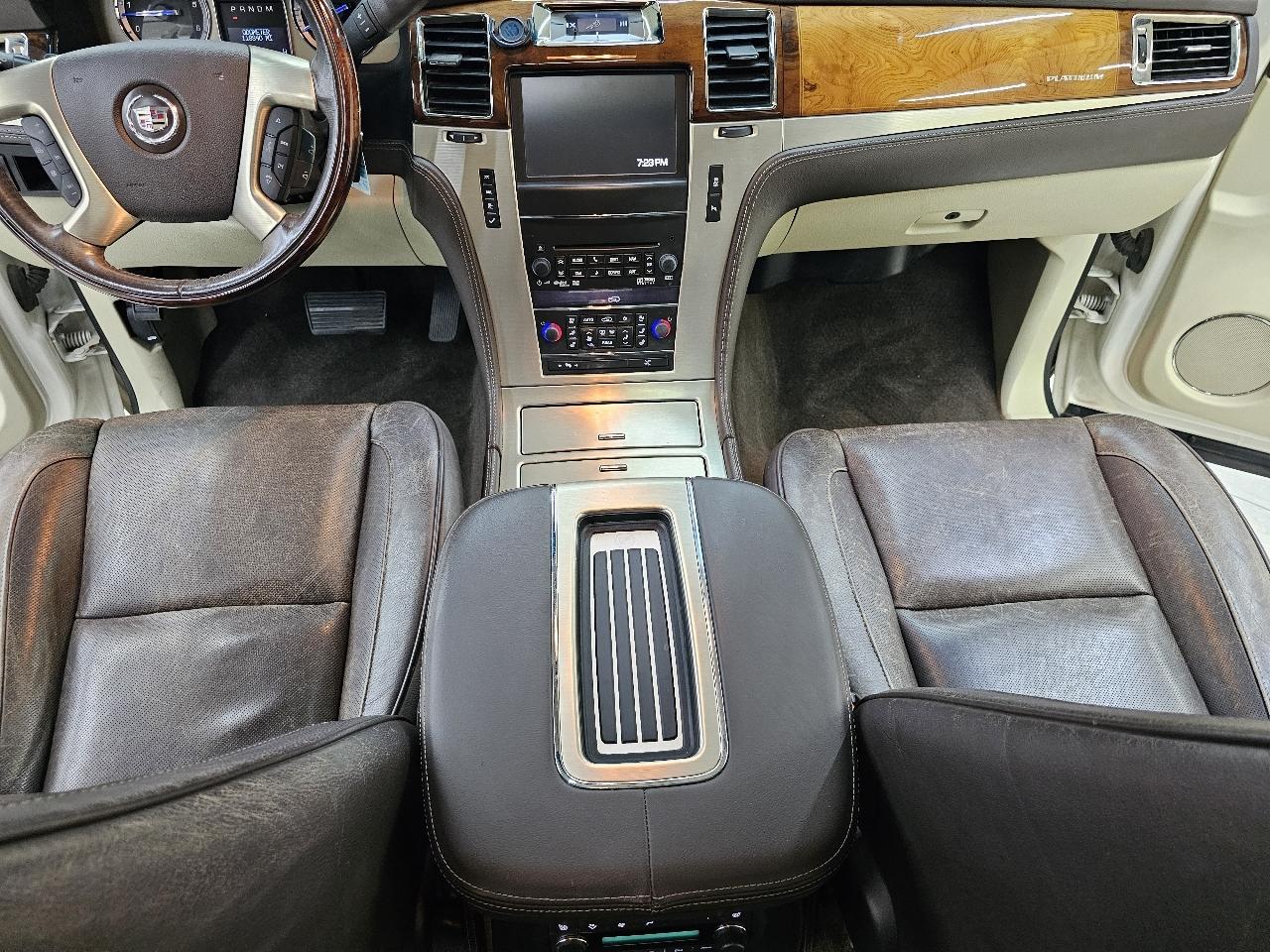 Cadillac Escalade ESV 2WD Platinum 2013