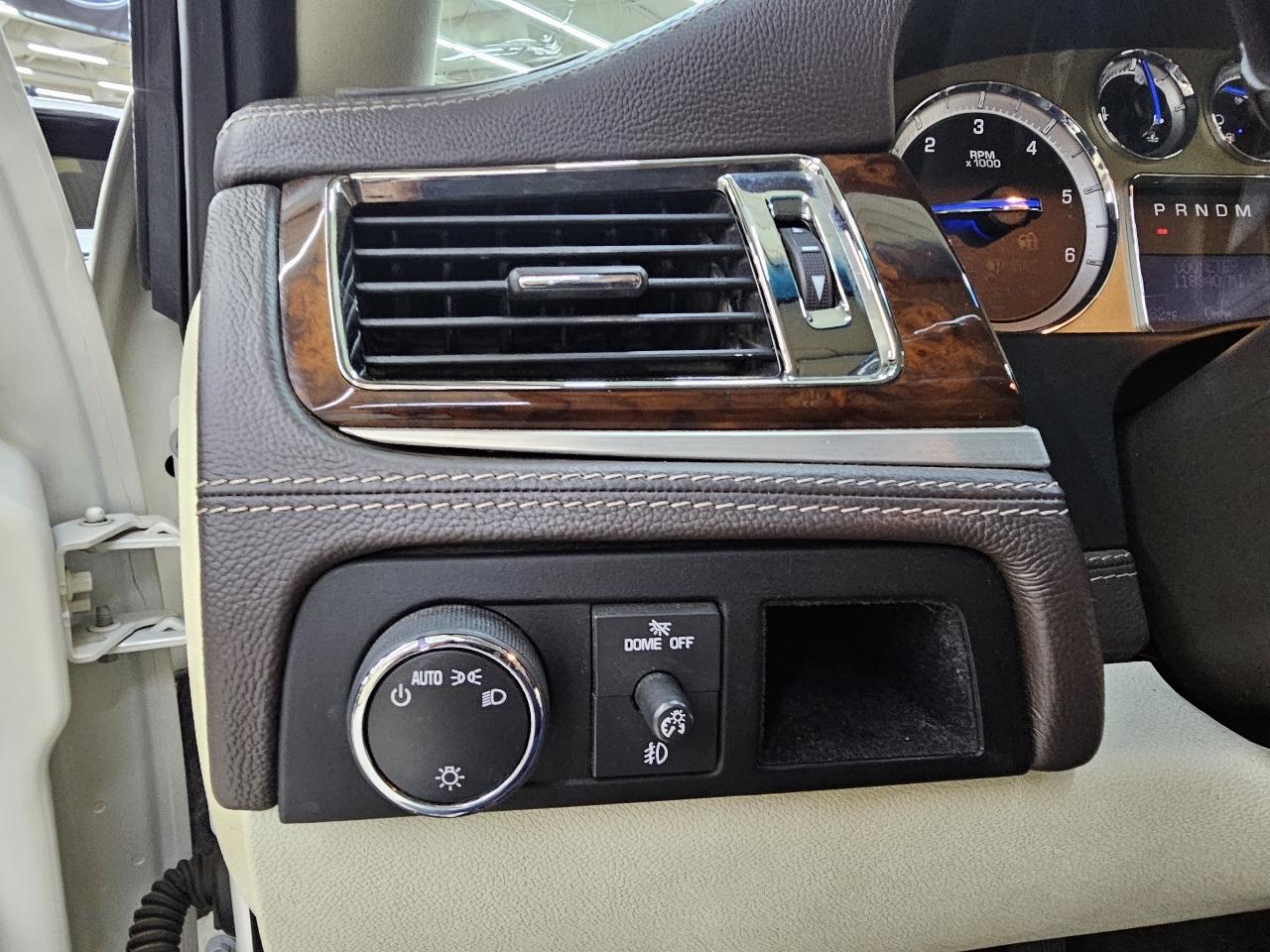 Cadillac Escalade ESV 2WD Platinum 2013