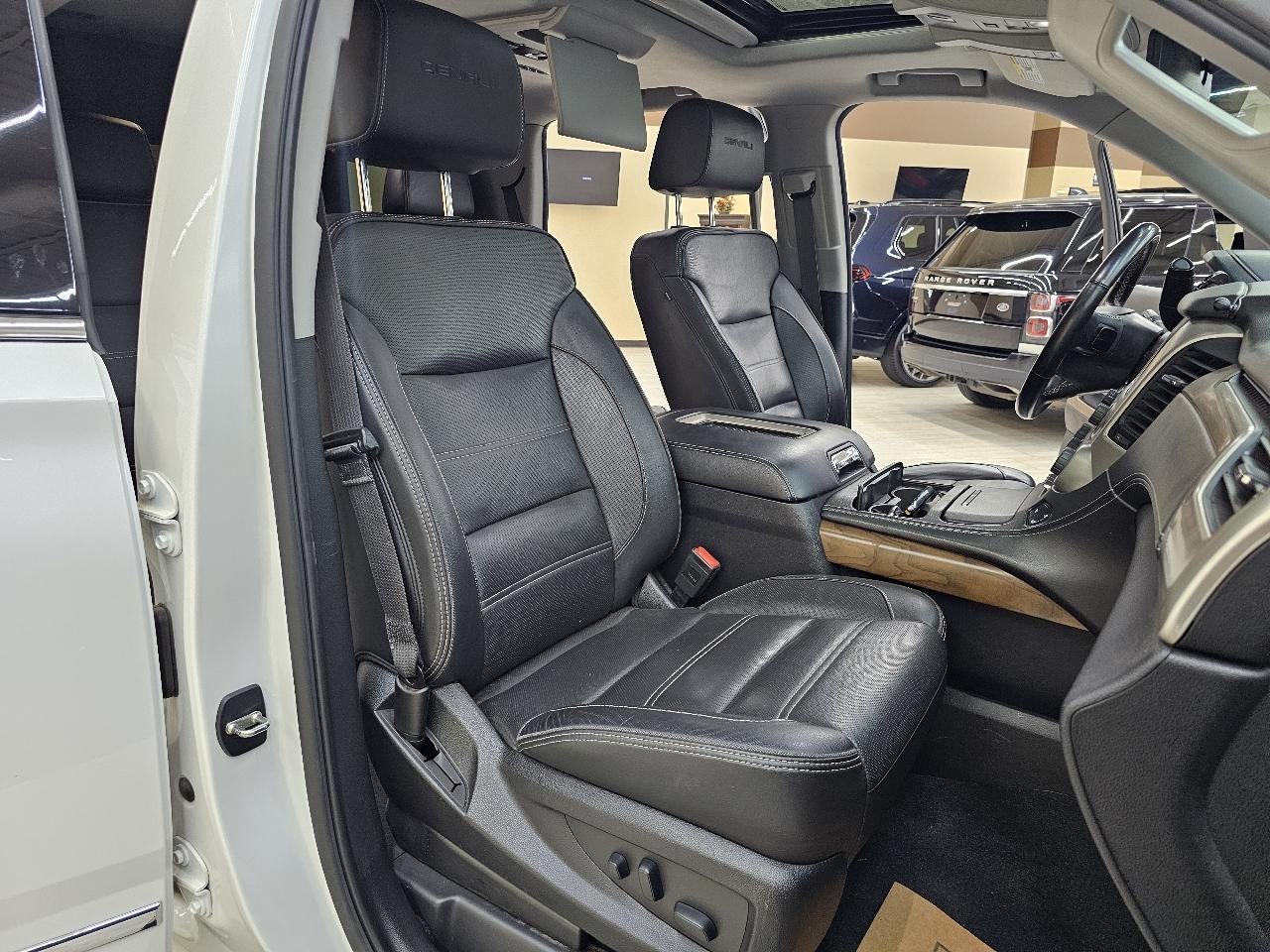 GMC Yukon Denali 4WD 2020