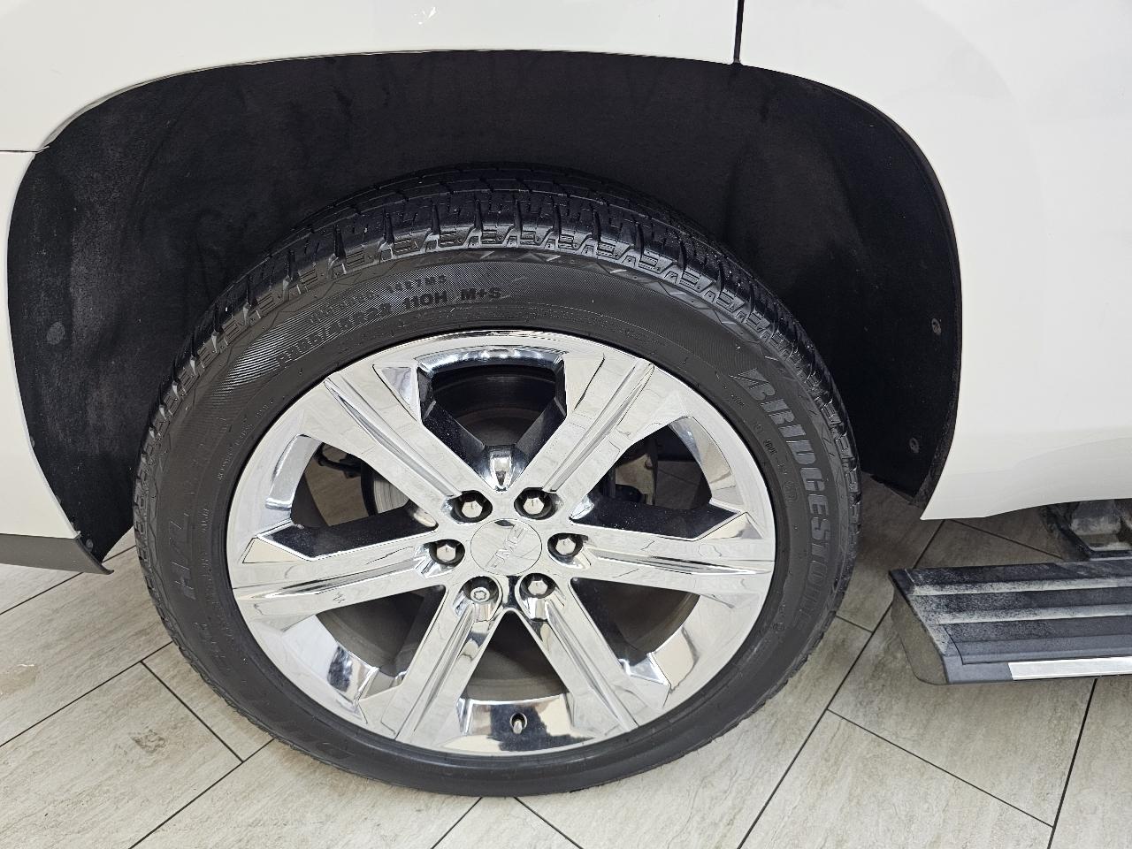 GMC Yukon Denali 4WD 2020