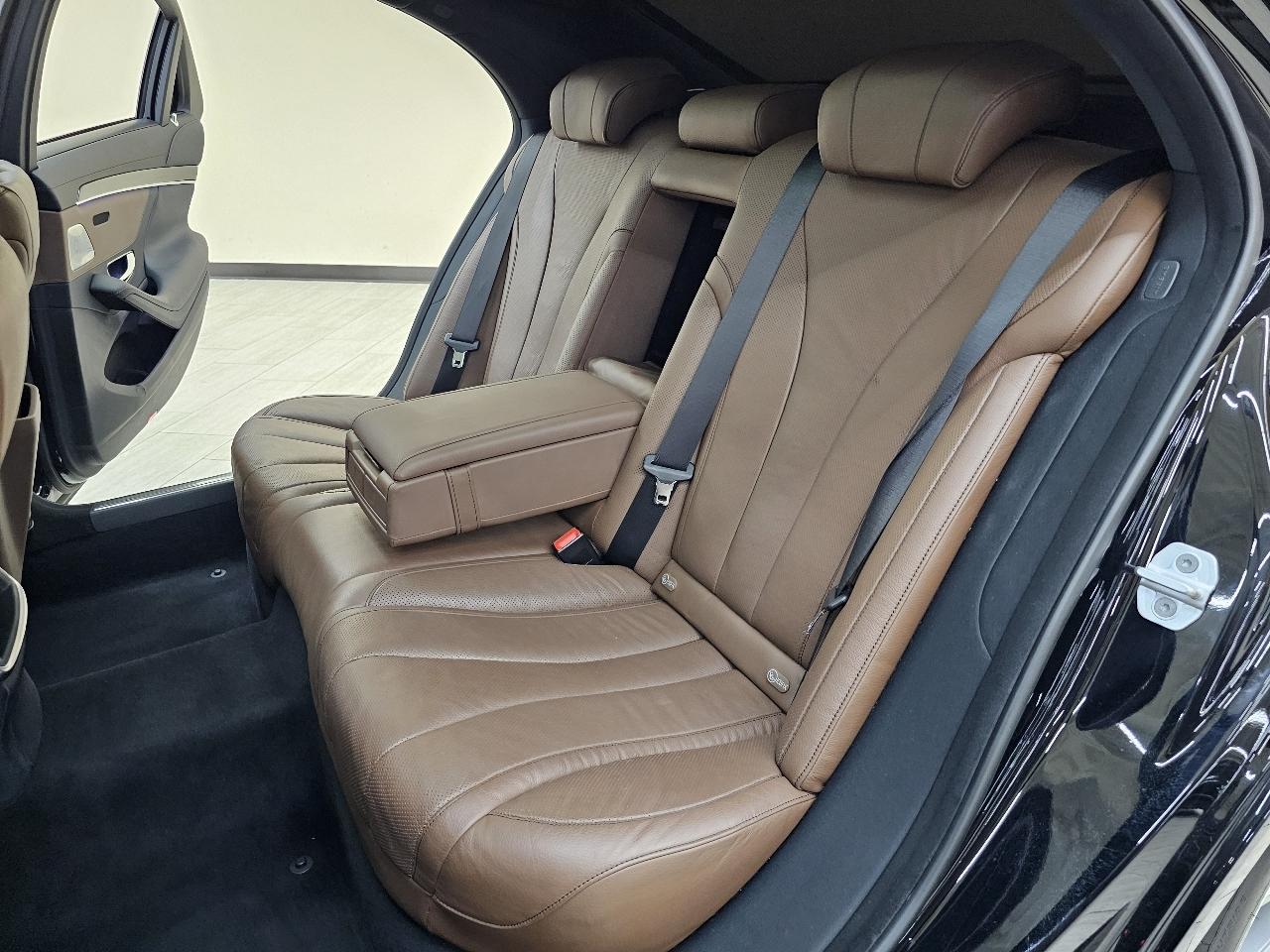 Mercedes-Benz S-Class S550 2017