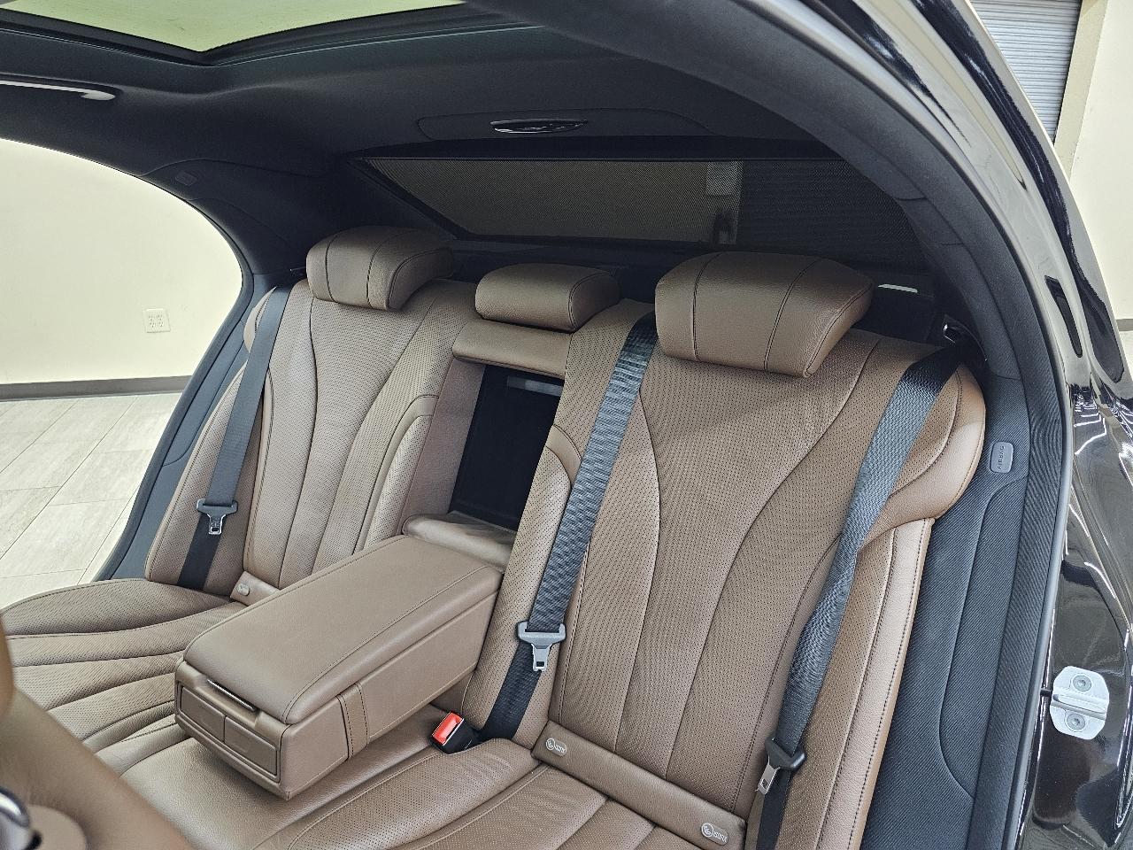 Mercedes-Benz S-Class S550 2017