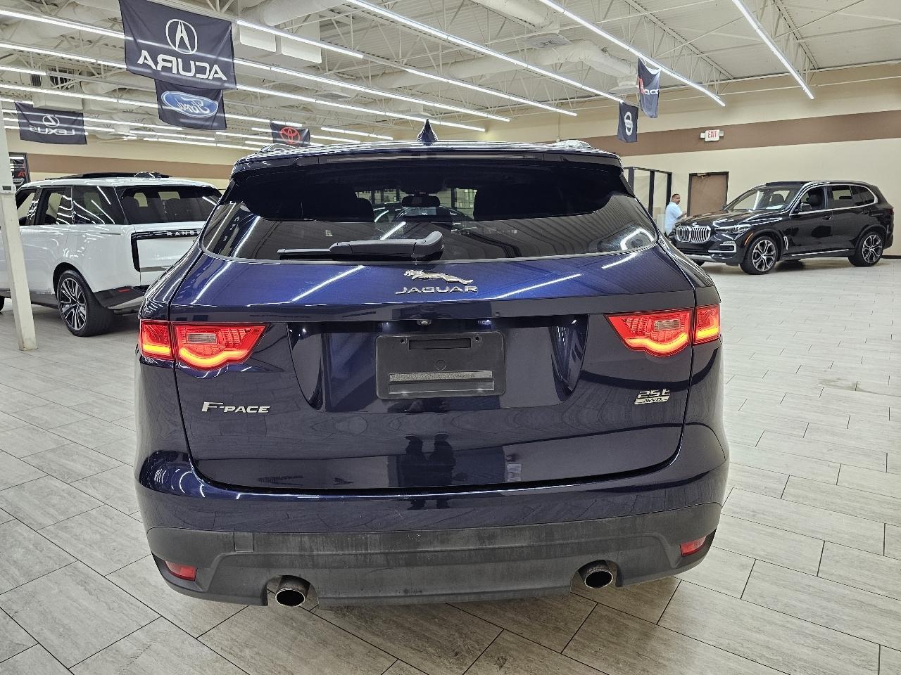 Jaguar F-Pace 25t Premium 2018