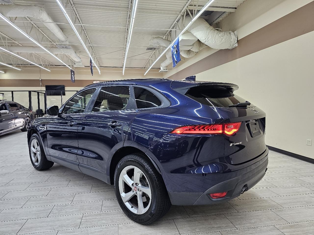 Jaguar F-Pace 25t Premium 2018