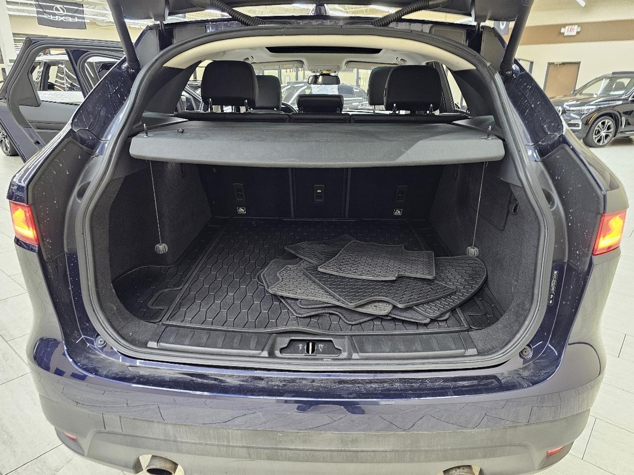 Jaguar F-Pace 25t Premium 2018