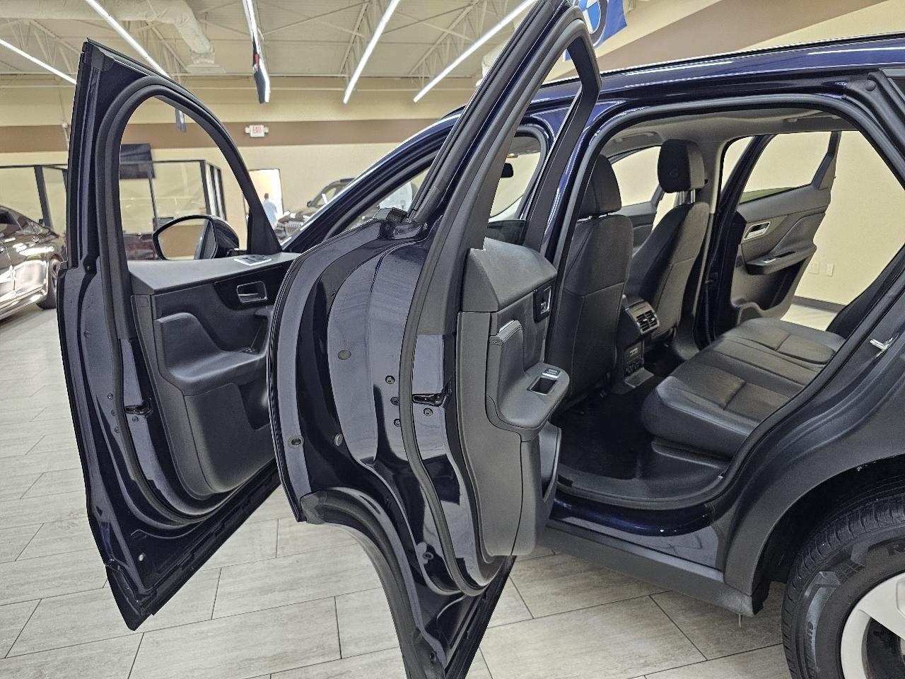 Jaguar F-Pace 25t Premium 2018
