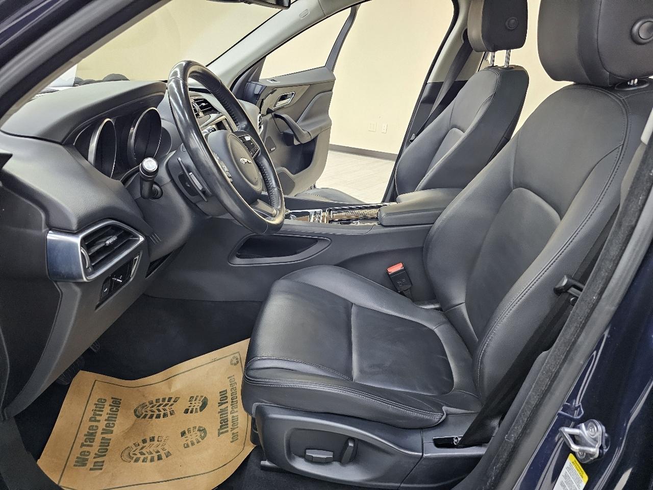 Jaguar F-Pace 25t Premium 2018