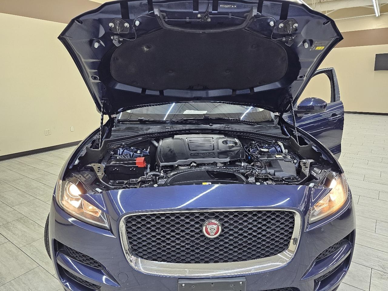 Jaguar F-Pace 25t Premium 2018