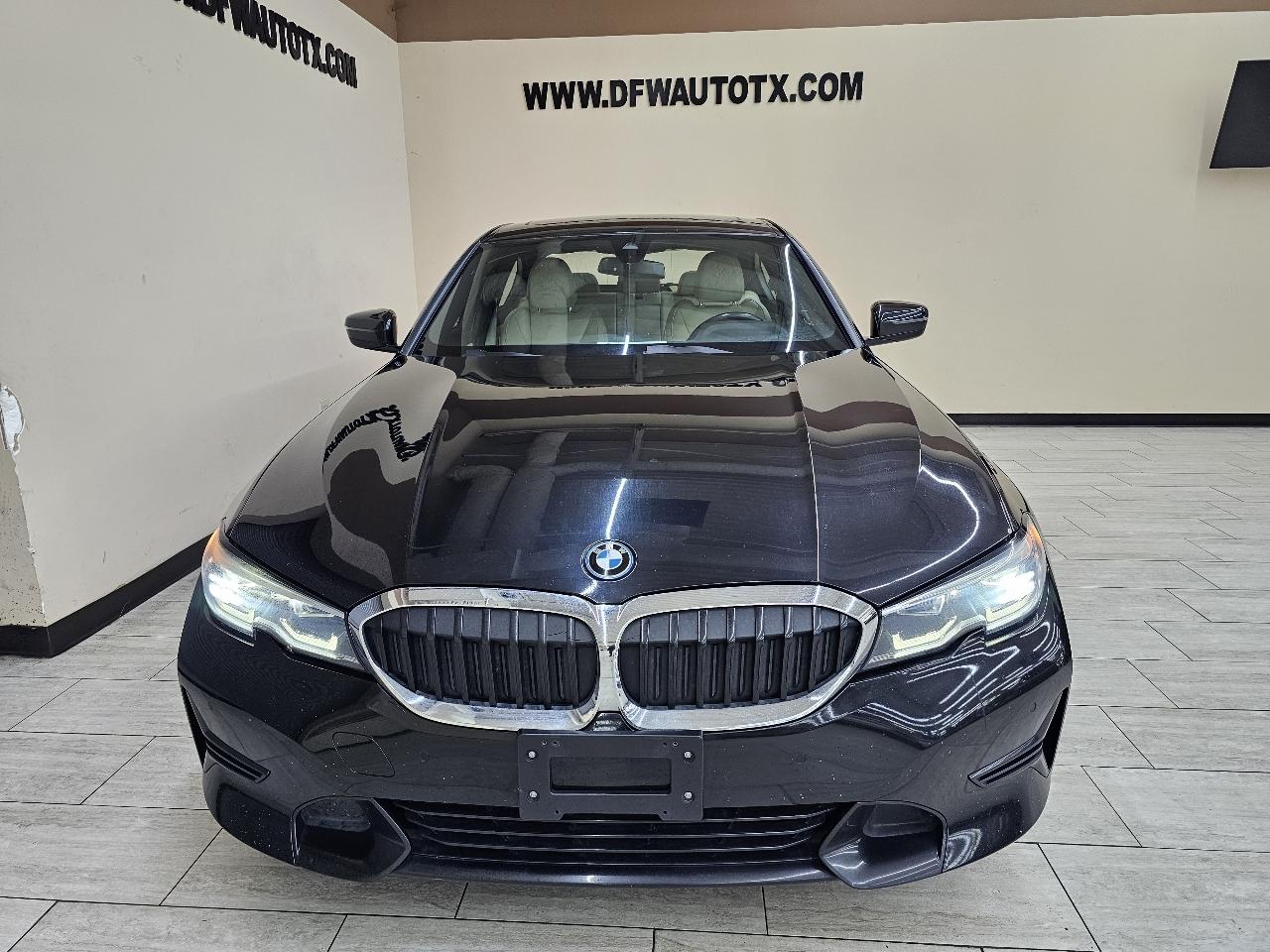 BMW 3-Series 330e 2022
