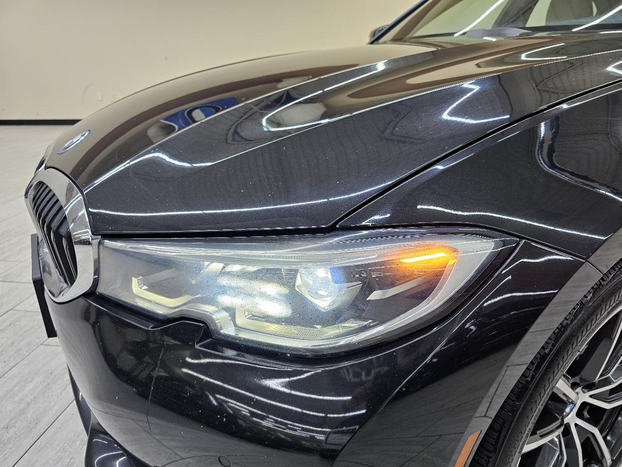 BMW 3-Series 330e 2022