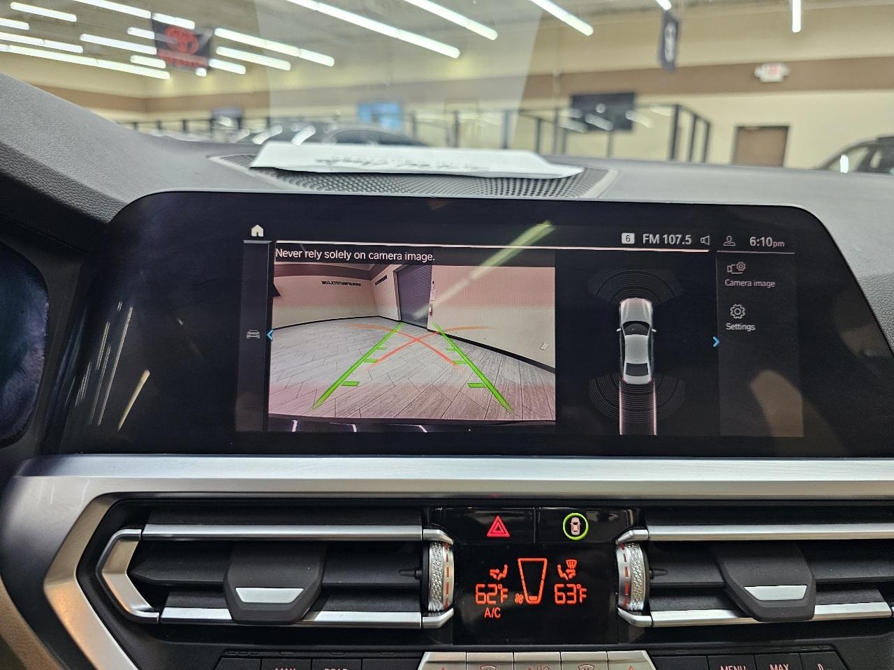 BMW 3-Series 330e 2022