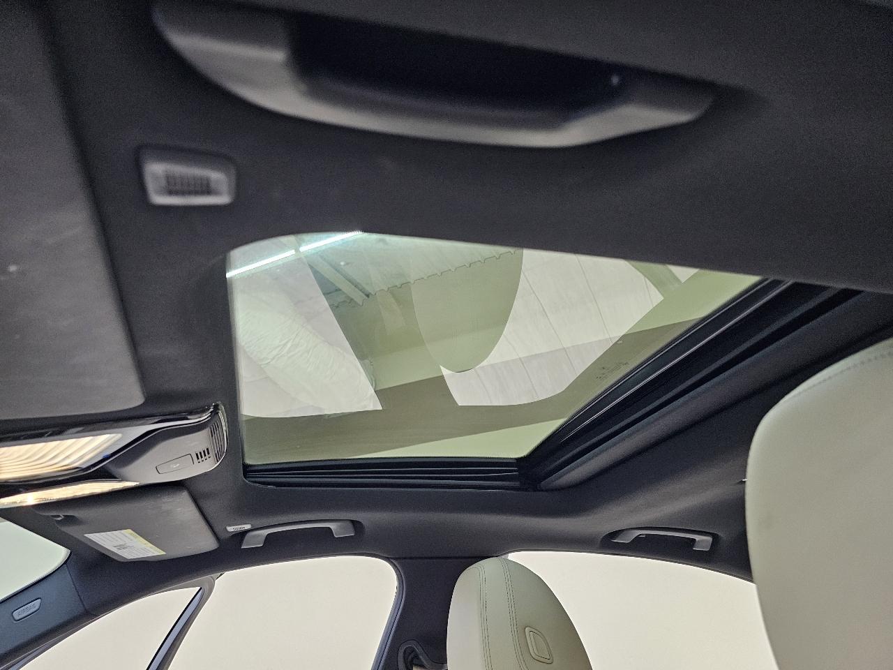 BMW 3-Series 330e 2022