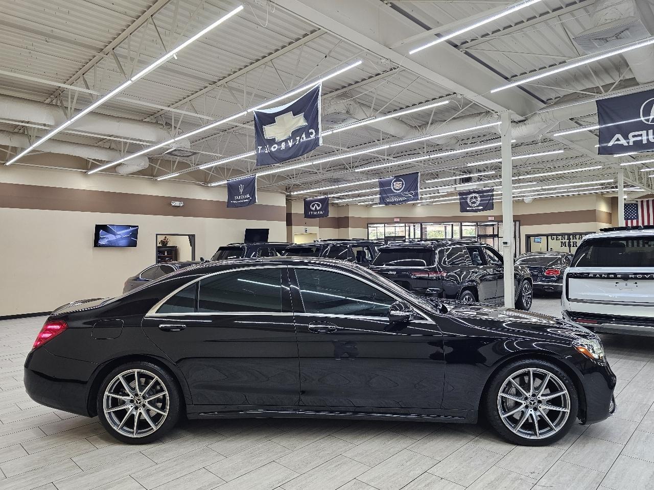 Mercedes-Benz S-Class S560 2020