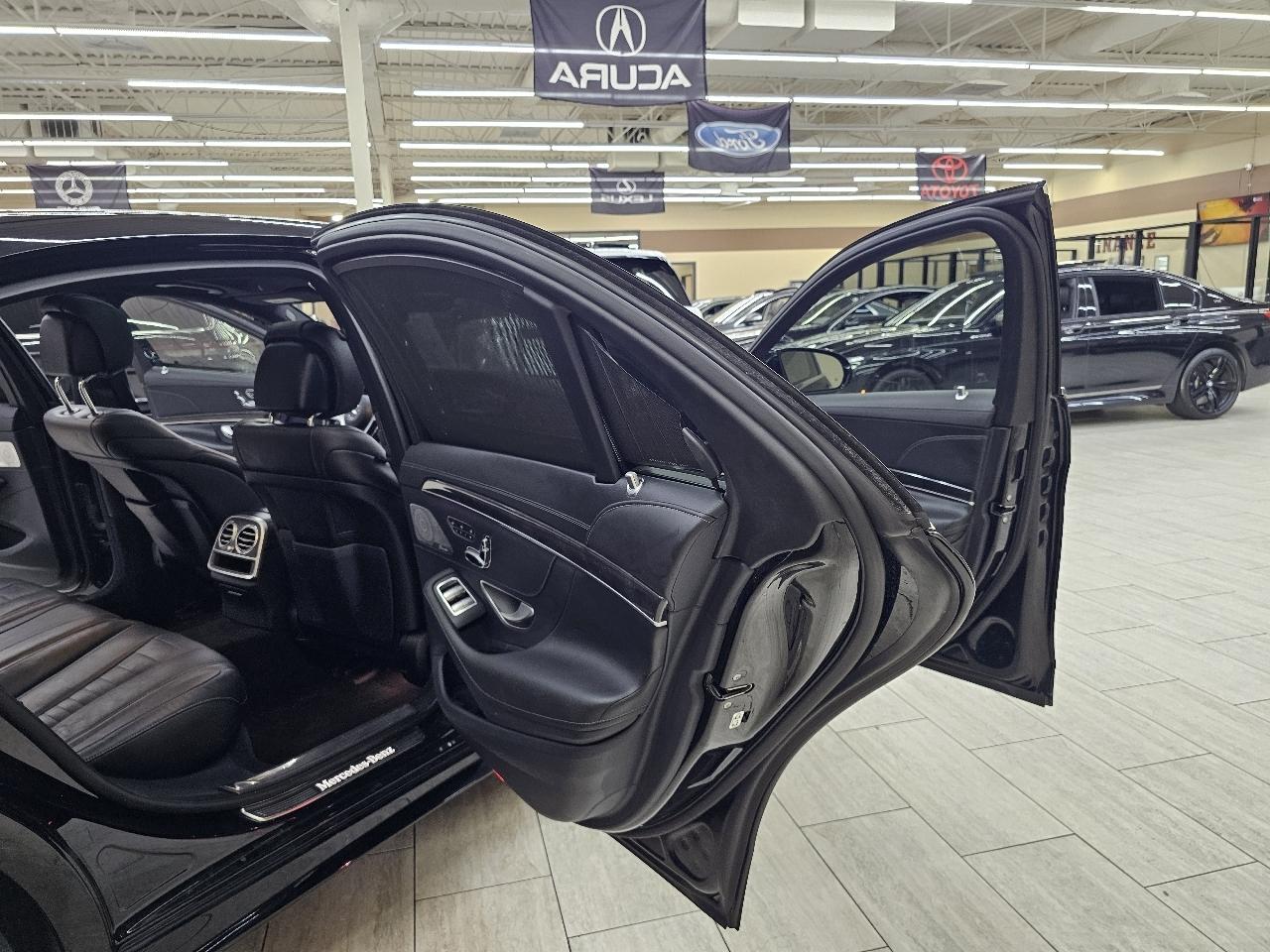 Mercedes-Benz S-Class S560 2020