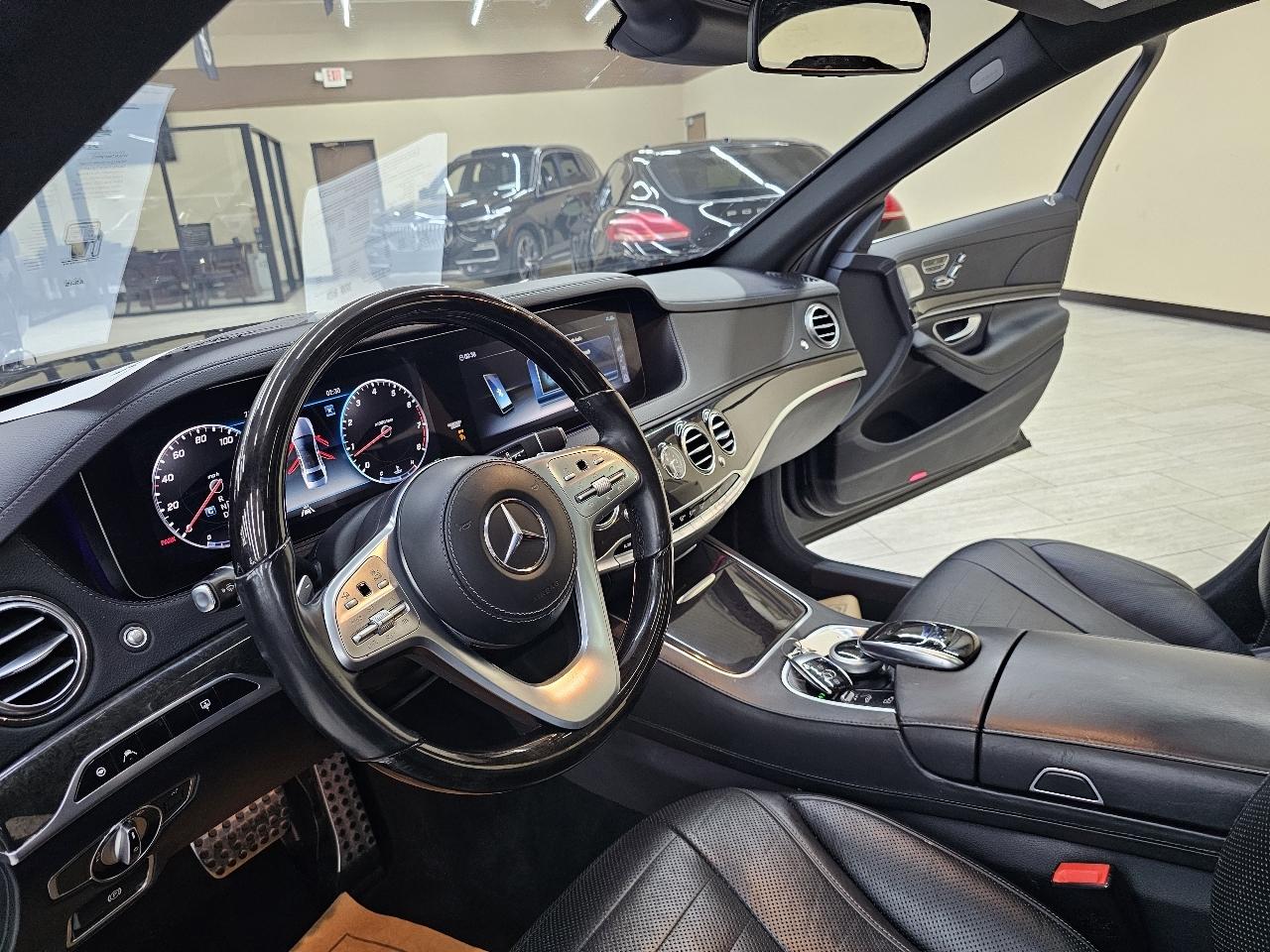 Mercedes-Benz S-Class S560 2020