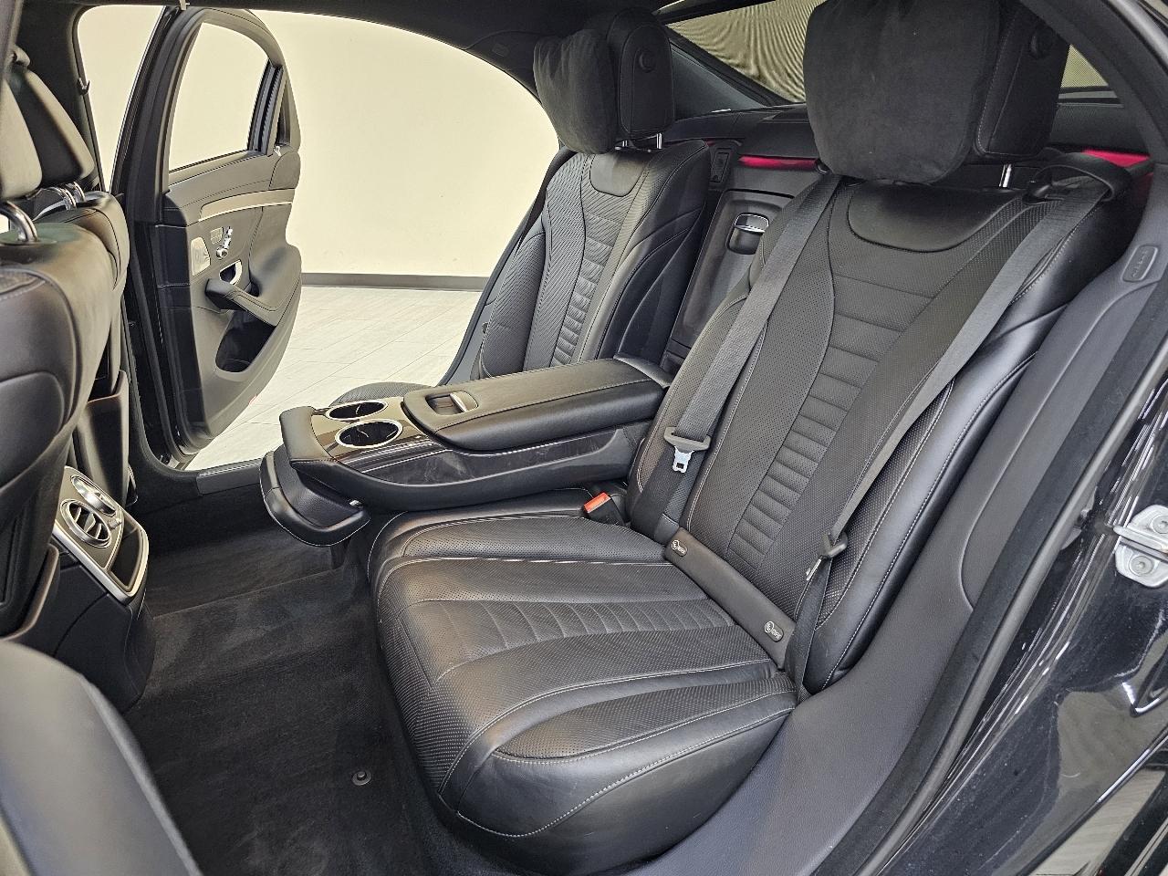 Mercedes-Benz S-Class S560 2020