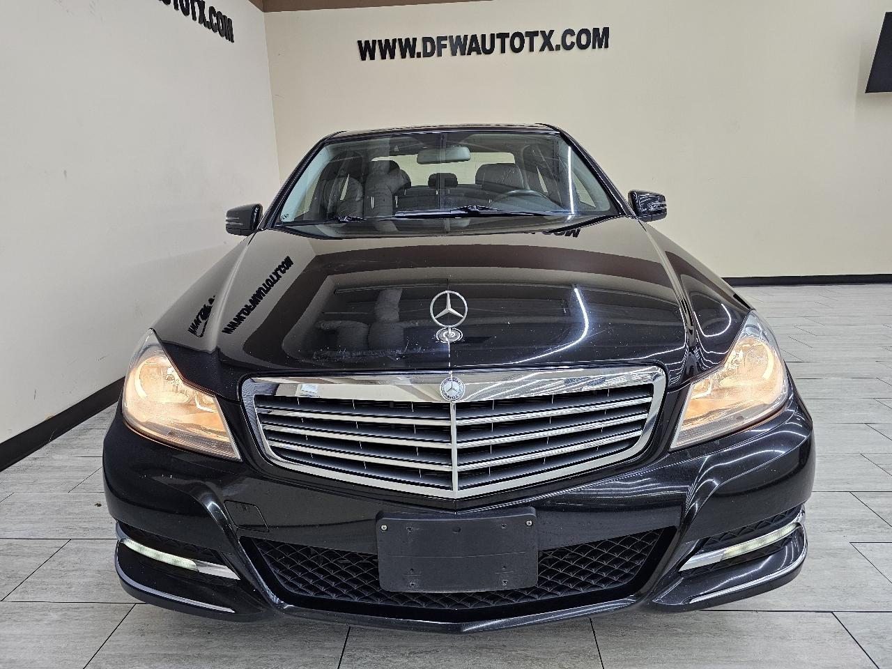 Mercedes-Benz C-Class C300 4MATIC Sport Sedan 2013