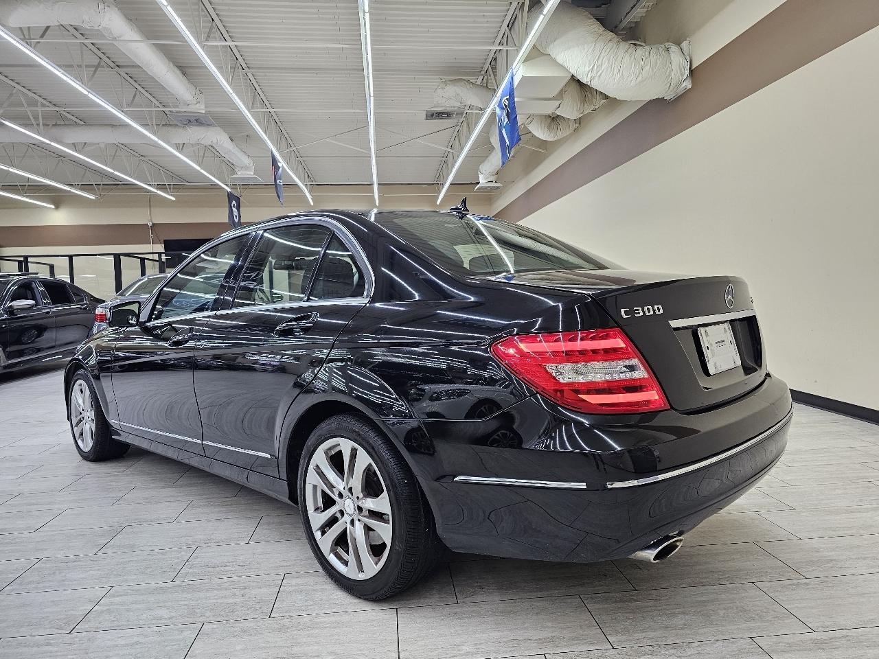 Mercedes-Benz C-Class C300 4MATIC Sport Sedan 2013