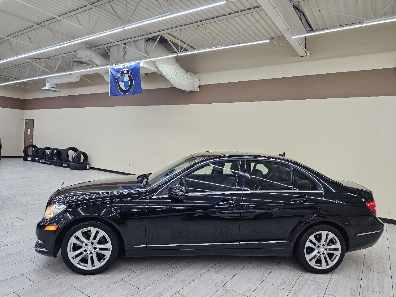 Mercedes-Benz C-Class C300 4MATIC Sport Sedan 2013