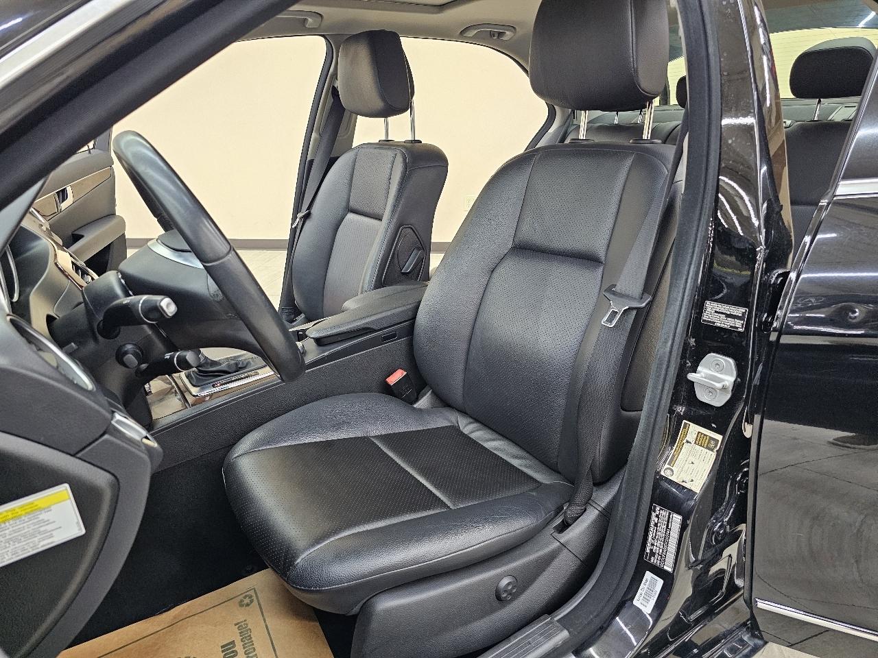 Mercedes-Benz C-Class C300 4MATIC Sport Sedan 2013